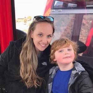 Meet your Posher, Sara